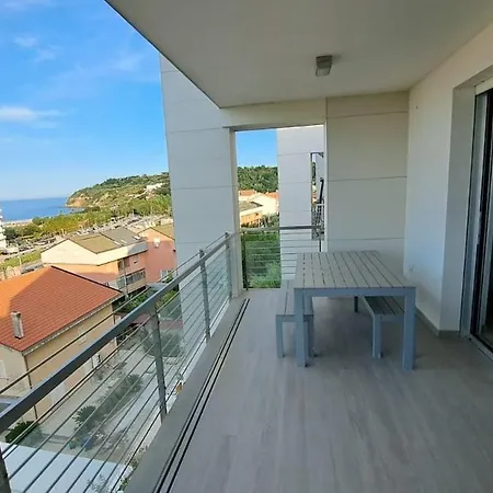La Cicera Del Riccio - By The Sea In Apartment Ortona